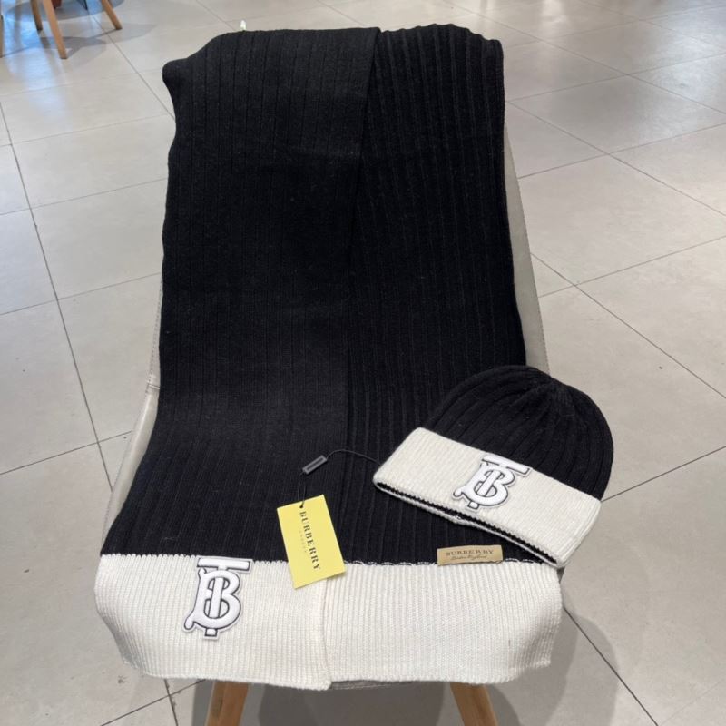 Burberry Caps Scarfs